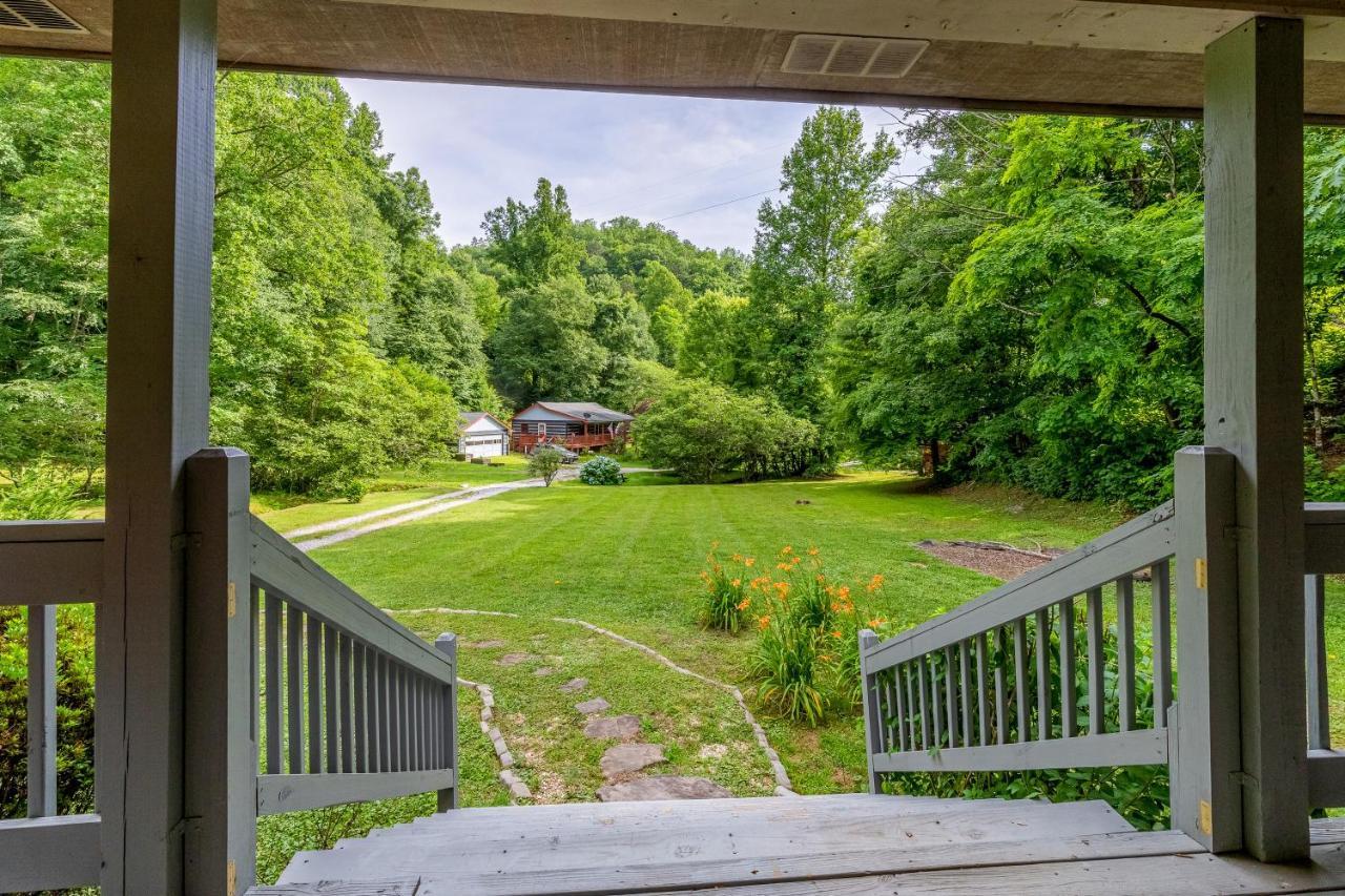 Villa Pebble On The Creek Whittier Exterior foto